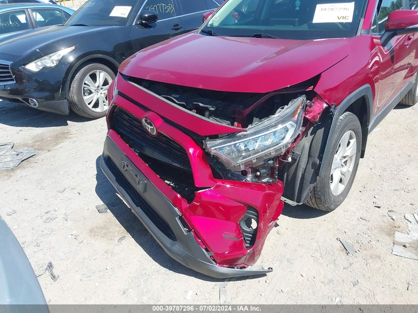 VIN JTMP1RFV8KD029809 2019 TOYOTA RAV4 XLE