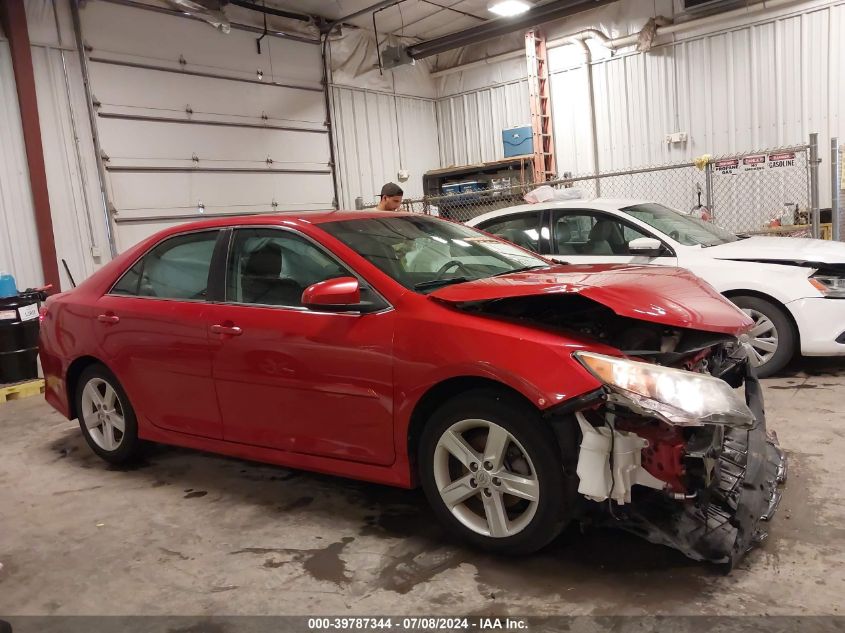 2014 Toyota Camry Se VIN: 4T1BF1FK2EU831808 Lot: 39787344