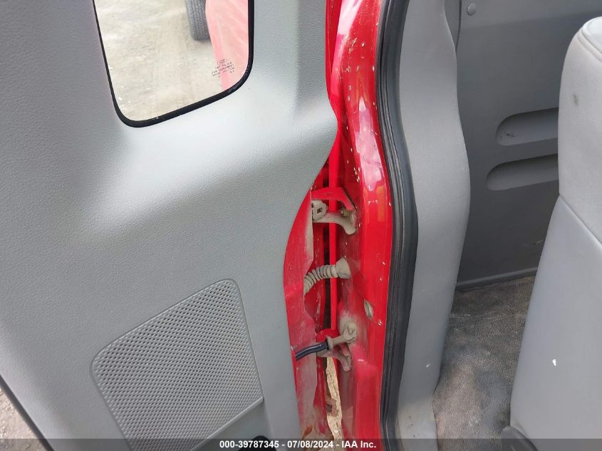 2005 Ford F-150 Stx/Xl/Xlt VIN: 1FTRF12265NA77945 Lot: 39787345