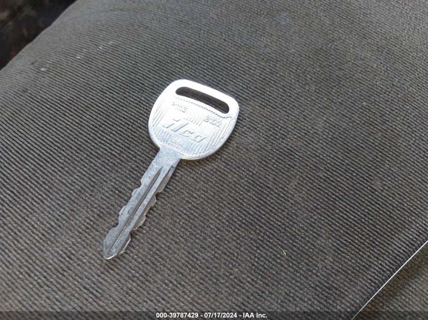 2006 Chevrolet Silverado 2500Hd Work Truck VIN: 1GCHK29UX6E167296 Lot: 39787429