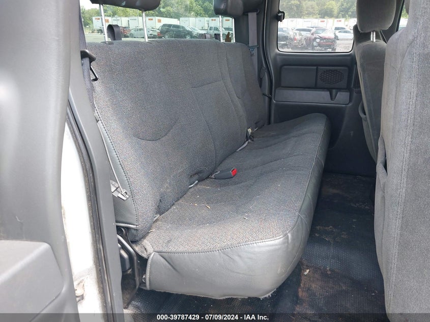 2006 Chevrolet Silverado 2500Hd Work Truck VIN: 1GCHK29UX6E167296 Lot: 39787429