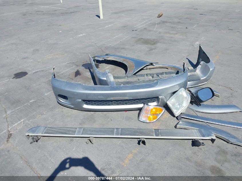 2002 Toyota Sequoia Sr5 V8 VIN: 5TDZT34A22S060543 Lot: 39787444