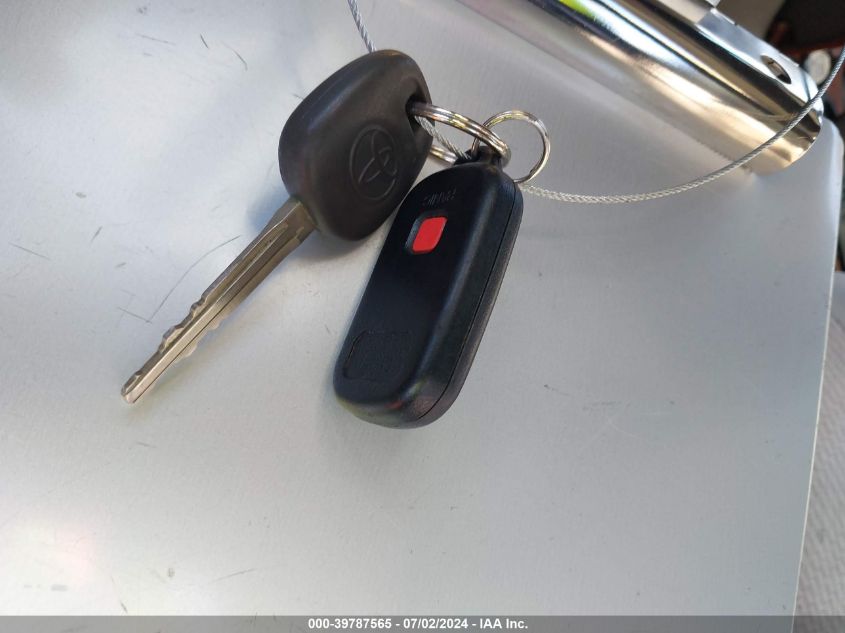 1NXBR32E55Z389240 2005 Toyota Corolla Ce/Le/S