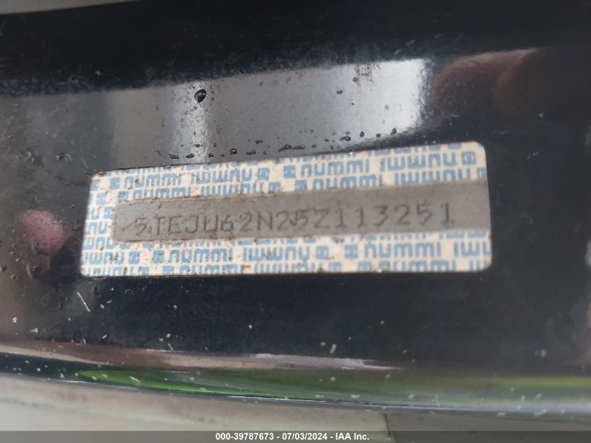 2005 Toyota Tacoma Prerunner V6 VIN: 5TEJU62N25Z113251 Lot: 39787673