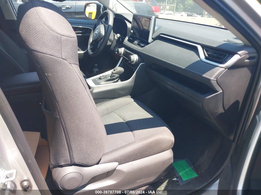 2024 TOYOTA RAV4 HYBRID LE - 2T3LWRFV5RW221301