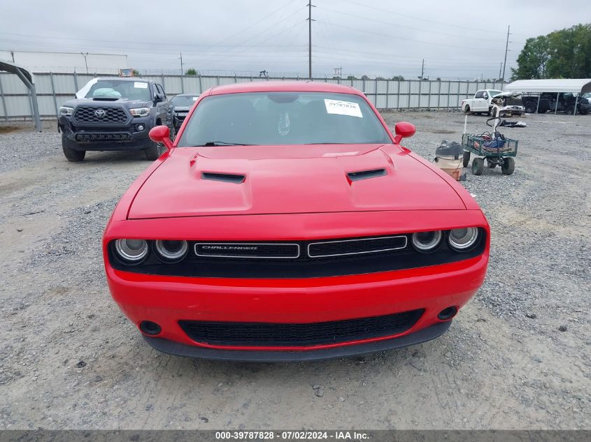 2C3CDZAG7JH229715 2018 Dodge Challenger Sxt