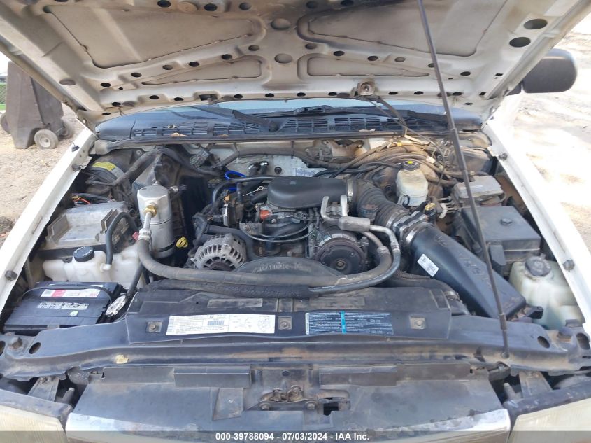 2002 GMC Sonoma VIN: 1GTDT13W62K118110 Lot: 39788094