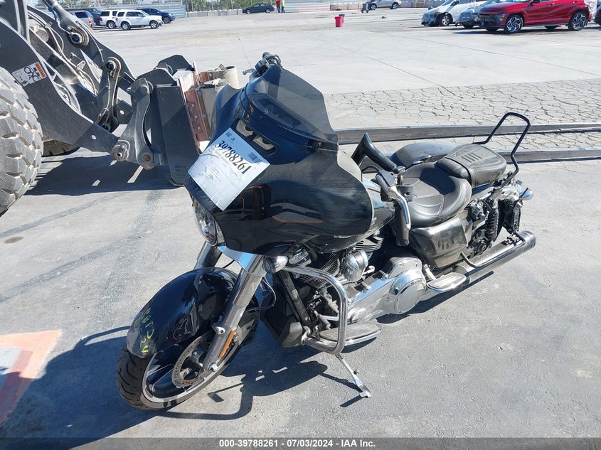 2023 HARLEY-DAVIDSON FLHX - 1HD1KBC20PB602188