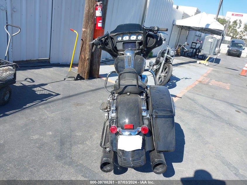 2023 HARLEY-DAVIDSON FLHX - 1HD1KBC20PB602188