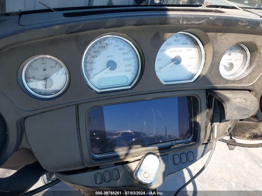 2023 HARLEY-DAVIDSON FLHX - 1HD1KBC20PB602188