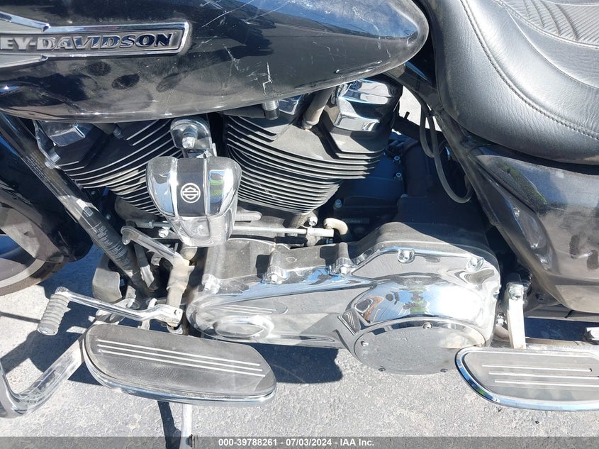 2023 HARLEY-DAVIDSON FLHX - 1HD1KBC20PB602188