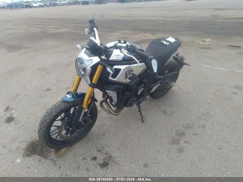 VIN LCEPEWL17N6000881 2022 CF MOTO 700 CL-X