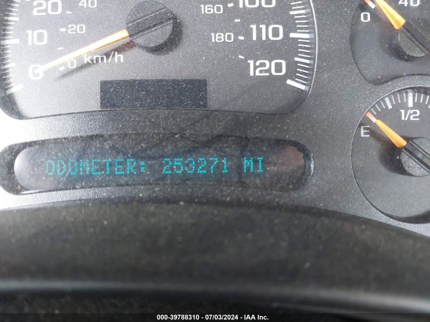 2005 Chevrolet Suburban 1500 Lt VIN: 1GNFK16Z25J227649 Lot: 39788310