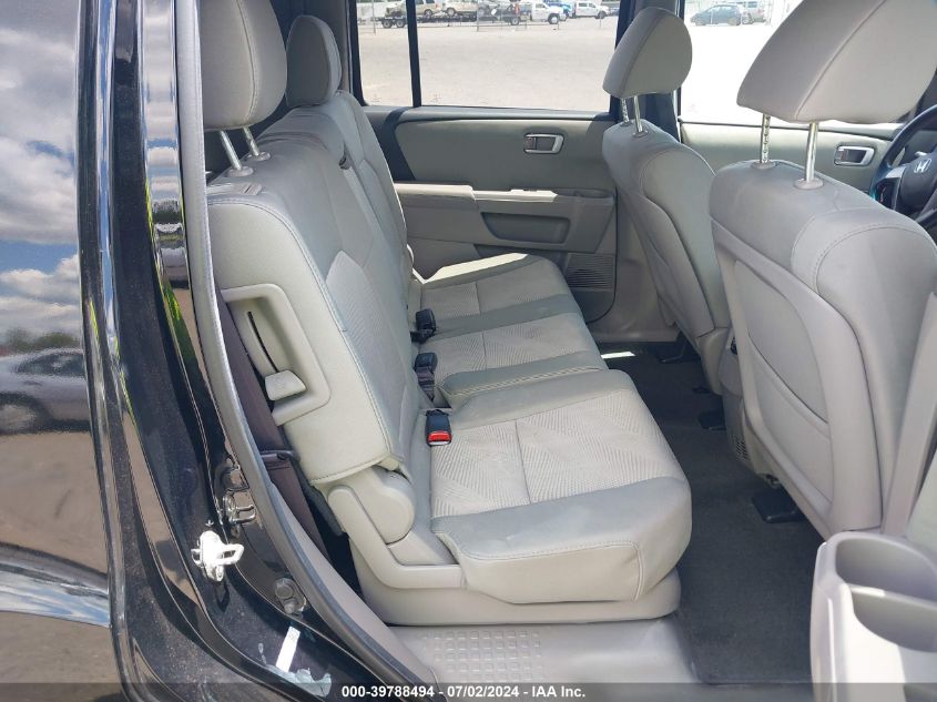 2012 Honda Pilot Lx VIN: 5FNYF4H23CB003883 Lot: 39788494