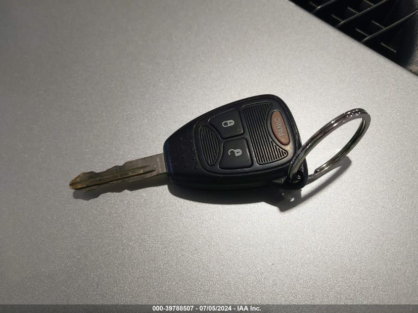 2007 Chrysler Town & Country VIN: 1A4GJ45R17B246350 Lot: 39788507