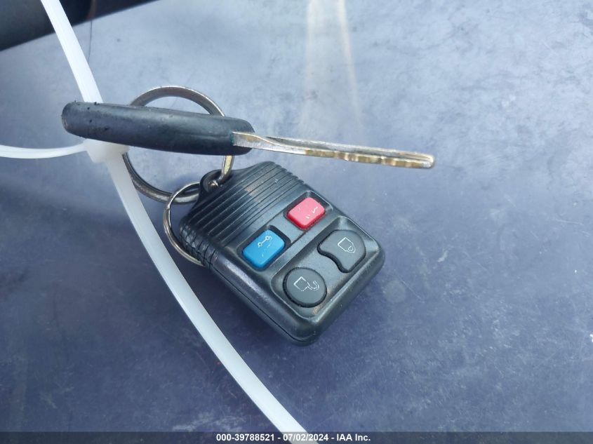 2003 Ford Expedition Xlt VIN: 1FMPU15L03LB41015 Lot: 39788521