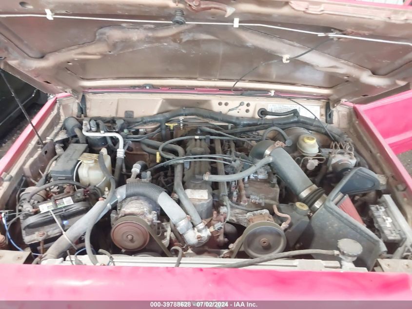 1999 Jeep Cherokee Classic VIN: 1J4FF78S0XL533427 Lot: 39788628