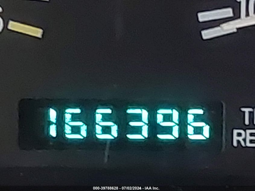 1999 Jeep Cherokee Classic VIN: 1J4FF78S0XL533427 Lot: 39788628