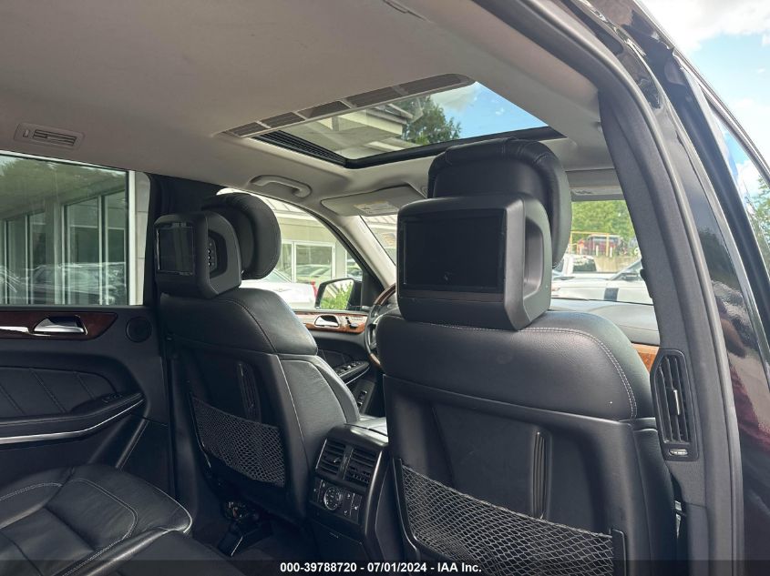 2013 MERCEDES-BENZ GL 550 4MATIC - 4JGDF7DE0DA120150