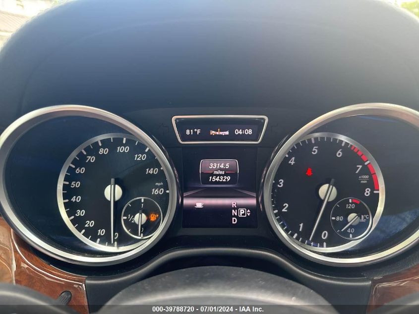 2013 MERCEDES-BENZ GL 550 4MATIC - 4JGDF7DE0DA120150