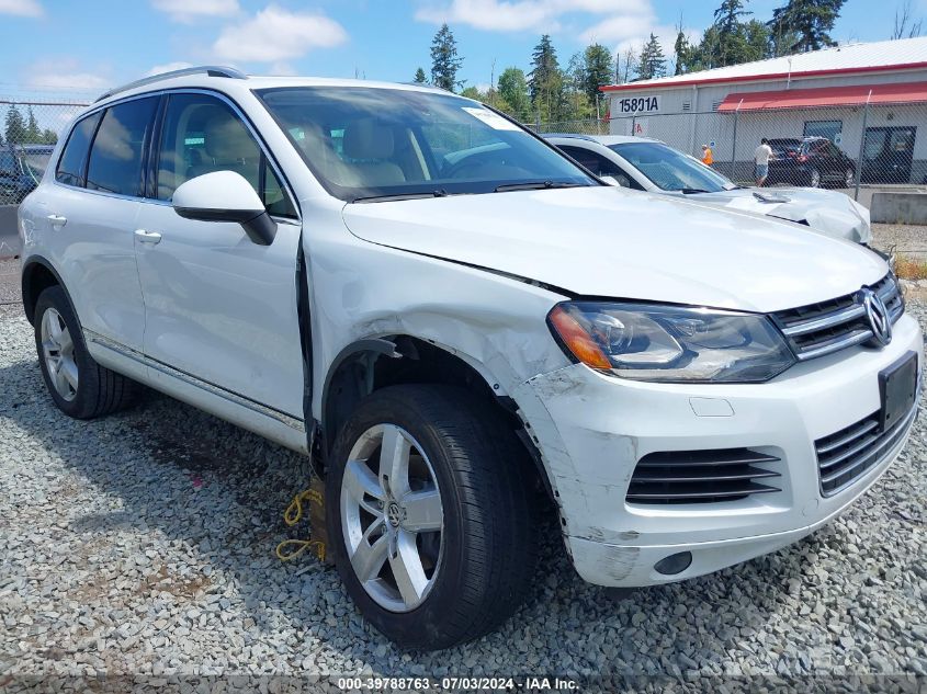 2014 Volkswagen Touareg 3.6L Lux VIN: WVGEF9BP2ED013217 Lot: 39788763