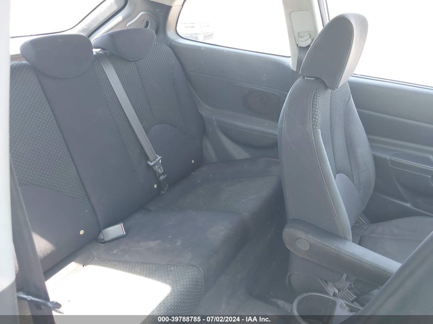 2010 Hyundai Accent Gs VIN: KMHCM3AC1AU158803 Lot: 39788785