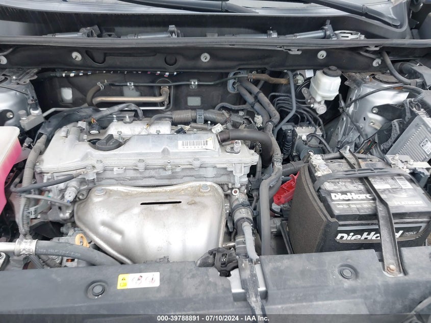 VIN 2T3WFREV8JW521336 2018 TOYOTA RAV4 XLE