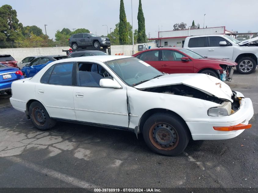 1994 Toyota Camry Le VIN: 4T1GK12E5RU034671 Lot: 39788919