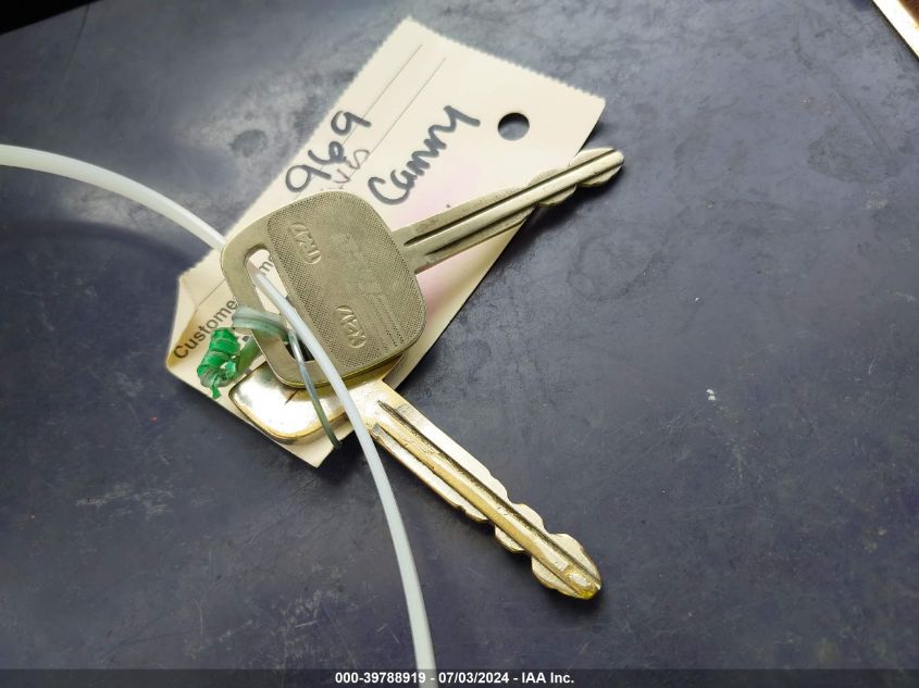 1994 Toyota Camry Le VIN: 4T1GK12E5RU034671 Lot: 39788919