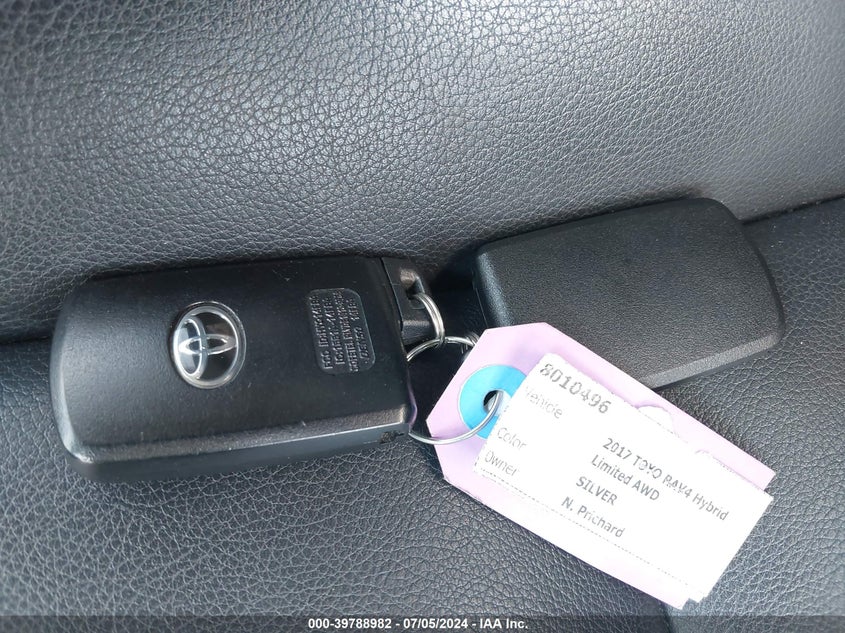 2017 TOYOTA RAV4 HYBRID LIMITED - JTMDJREV7HD064953