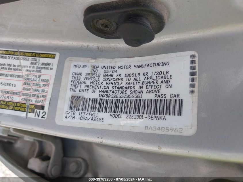 2005 Toyota Corolla Le VIN: 1NXBR32E55Z352561 Lot: 39789288