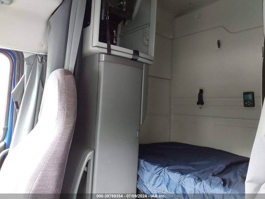 2019 Volvo Vnr VIN: 4V4WC9EG4KN205925 Lot: 39789354