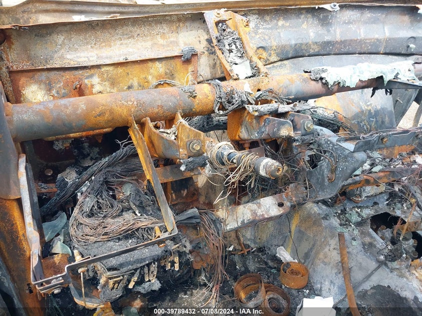 1999 Ford F-250 Lariat/Xl/Xlt VIN: 1FTNX21F0XED37443 Lot: 39789432