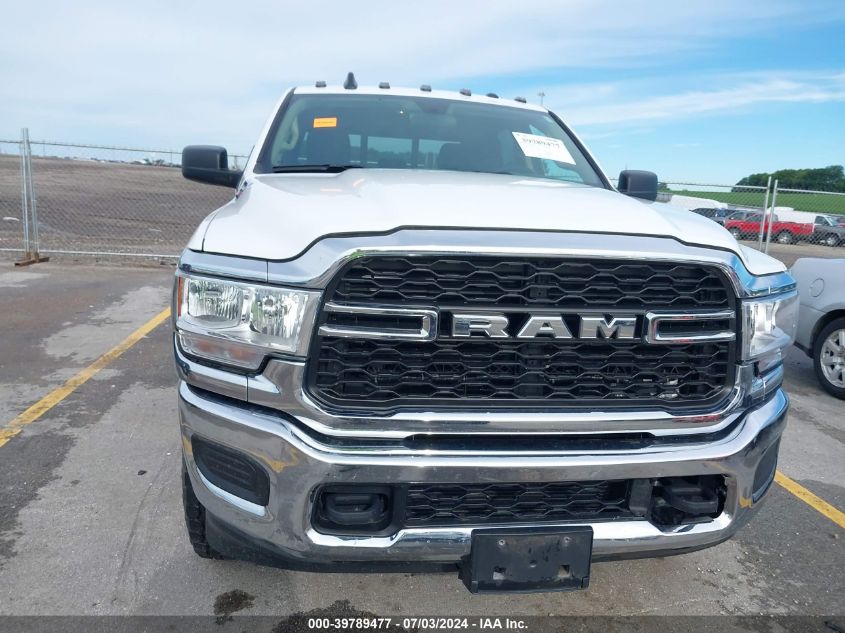 2019 Ram 2500 Tradesman 4X4 8' Box VIN: 3C6UR5HLXKG643500 Lot: 39789477