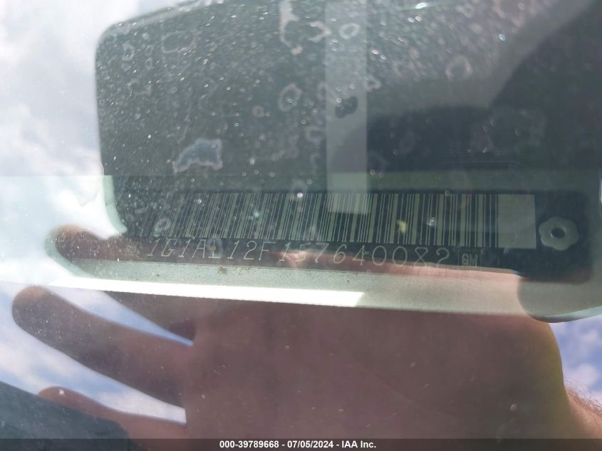 2005 Chevrolet Cobalt Ls VIN: 1G1AL12F157640082 Lot: 39789668