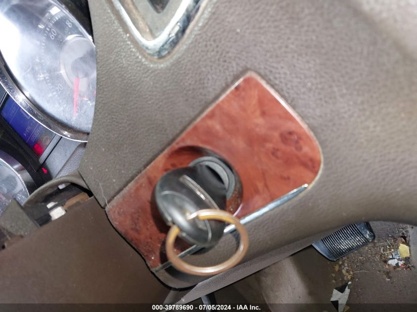 2011 Chrysler Town & Country Touring VIN: 2A4RR5DG5BR607550 Lot: 39789690