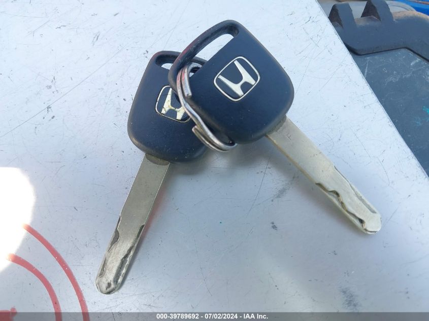 2004 Honda Cr-V Lx VIN: JHLRD684X4C015795 Lot: 39789692