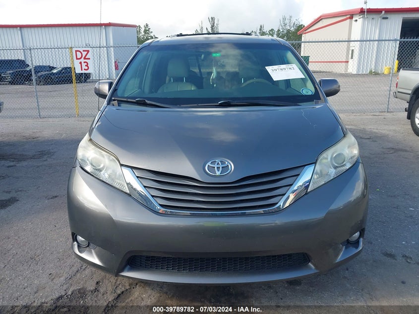 2014 Toyota Sienna Xle V6 8 Passenger VIN: 5TDYK3DC3ES424117 Lot: 39789782