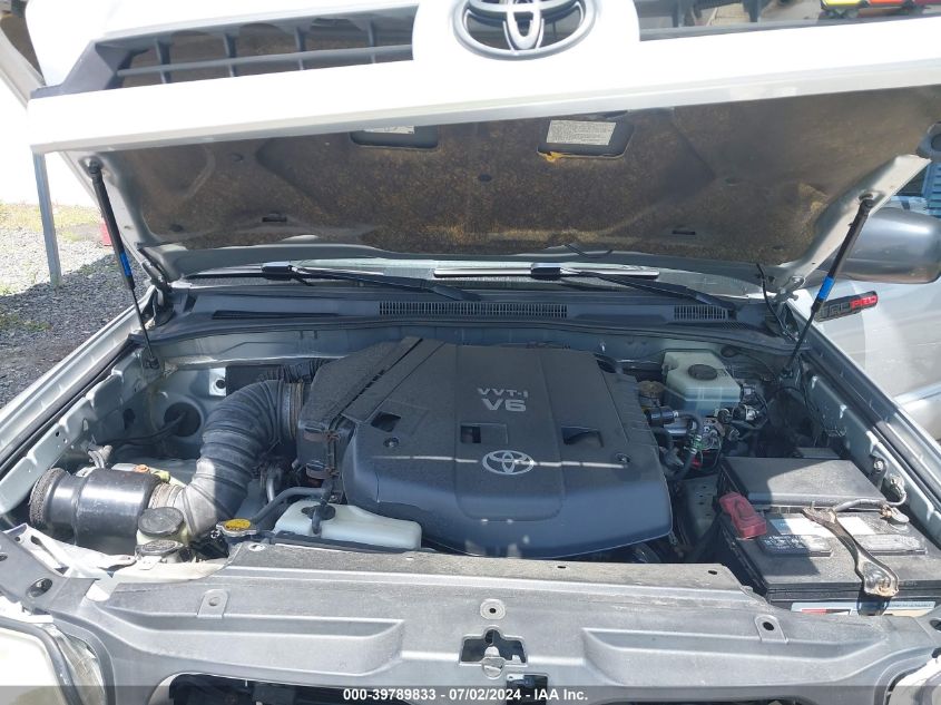 2004 Toyota 4Runner Sr5 V6 VIN: JTEBU14R848018244 Lot: 39789833