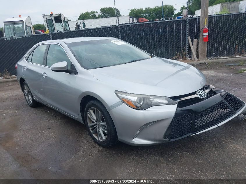 4T1BF1FK0HU747555 2017 TOYOTA CAMRY - Image 1