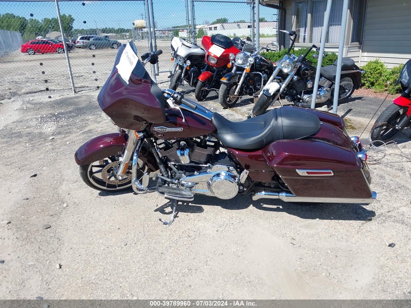 2022 HARLEY-DAVIDSON FLHX - 1HD1KBC17NB633605