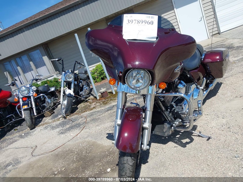 2022 HARLEY-DAVIDSON FLHX - 1HD1KBC17NB633605