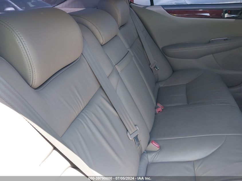 2002 Lexus Es 300 VIN: JTHBF30G825031622 Lot: 39790000