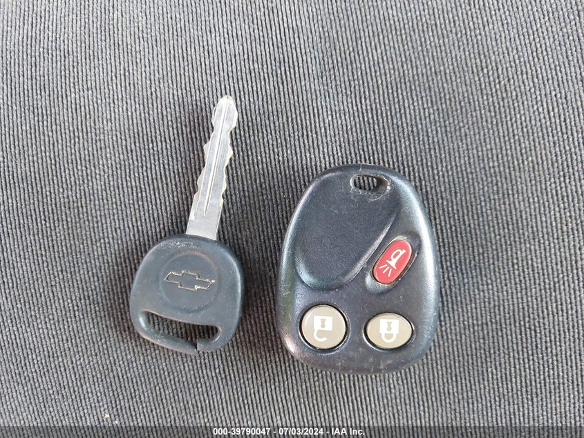 2004 Chevrolet Silverado 3500 Ls VIN: 1GCJC331X4F119677 Lot: 39790047