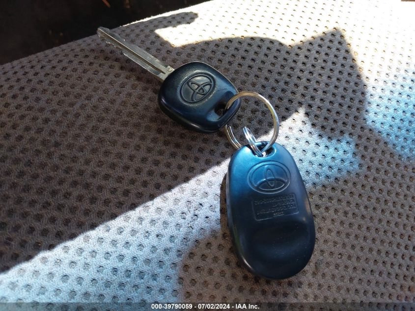 2015 Toyota Tacoma Base V6 VIN: 5TFLU4EN6FX136016 Lot: 39790059