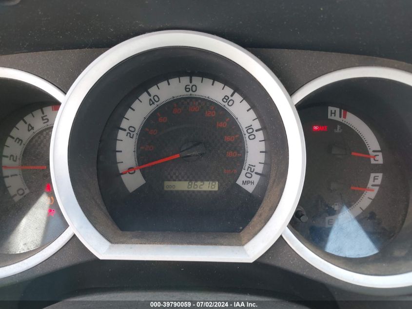 2015 Toyota Tacoma Base V6 VIN: 5TFLU4EN6FX136016 Lot: 39790059