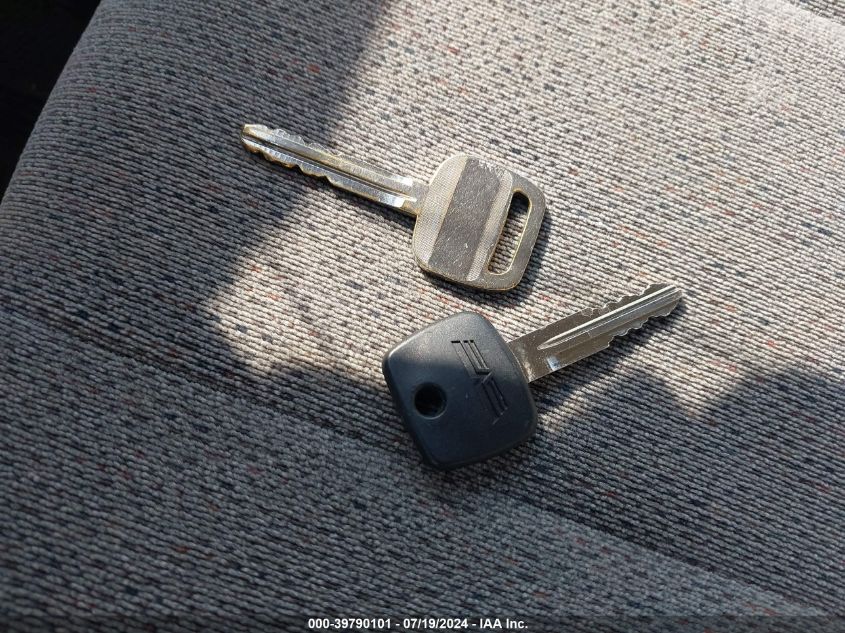 2002 Chevrolet Prizm Lsi VIN: 1Y1SK52842Z406439 Lot: 39790101