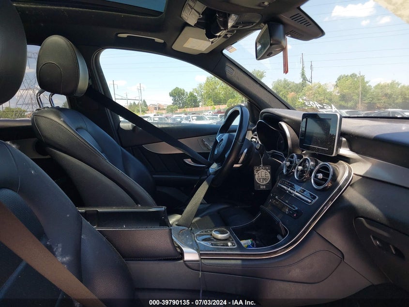 2019 Mercedes-Benz Glc 300 VIN: WDC0G4JB7KV146835 Lot: 39790135