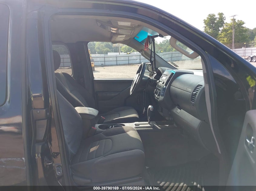 2015 NISSAN FRONTIER S - 1N6BD0CT0FN743351