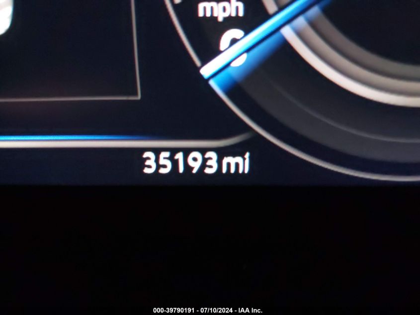 2022 VOLKSWAGEN ATLAS CROSS SPORT 3.6L V6 SE W/TECHNOLOGY - 1V2HE2CA2NC219986